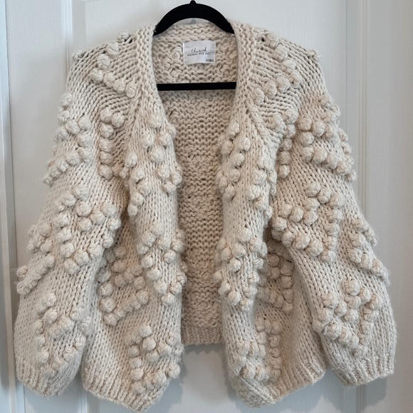 Chickwish Sweaters - Cardigan sweater with heart design